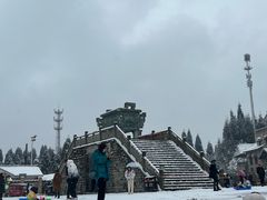 -钟鼎寺