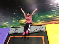 -嘿哟动霸CHUA·新潮玩运动娱乐中心·蹦床滑冰团建乐园
