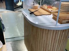 -焙丽拾光(麦凯乐直营店)
