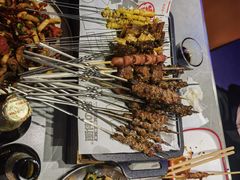 -丽伟的串·烧烤·砂锅(季景天地店)