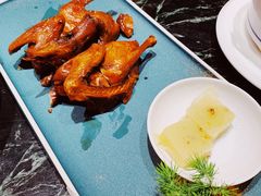 红烧乳鸽-大鸽饭(北京路店)