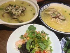 -二孃鸡爪爪(东风路总店)