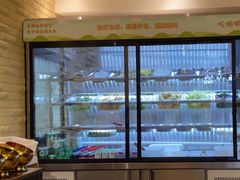-天成·潮州牛肉脆肉鱼生蚝自助火锅