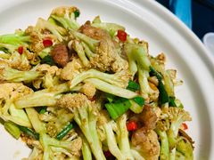 -鸽子侯·家宴·平价海鲜(市图书馆店)