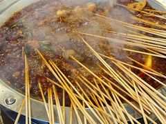 -拈签一笑黄牛肉辣卤串串