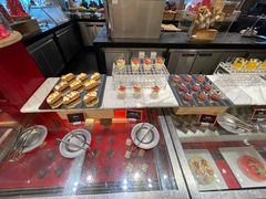 -圣丰索菲特·2 On 988 Café 自助餐厅