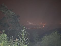 -鬼笑石后山停车场