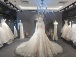 -GRACE KELLY婚纱与礼服(北京店)