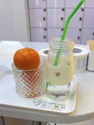 -虫二·专注健康烫染沙龙