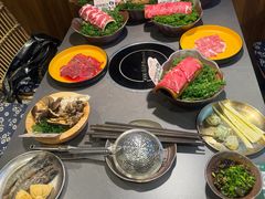 -楠小云·云南鲜菌·鲜牛自助火锅(九眼桥店)