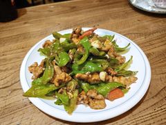 -东来菜馆•手抓海鲜家常菜•海鲜锅贴(鸽子窝店)