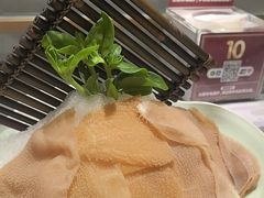 -红鼎豆捞·非遗鲍皇汤火锅(宝丰路店)