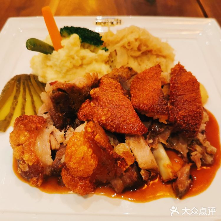 吃肉喝酒届的最强王者-兰巴赫