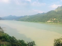-羚羊峡古栈道森林公园
