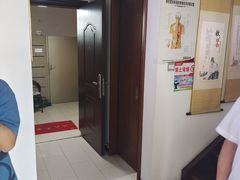 -张钰强中医正骨推拿连锁(华发商都店)