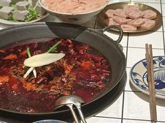 -旧街市鲜货老火锅(大光路店)