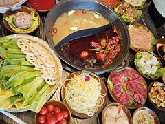 -冯校长老火锅(中联广场店)