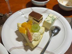 -世贸君澜·云天阁自助餐厅