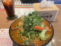 -肥汁米蘭香港米线(定西路店)
