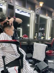 -Barber潮先生男士理发店