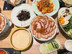-龙聚德北京烤鸭(沙坪坝华宇A馆店)