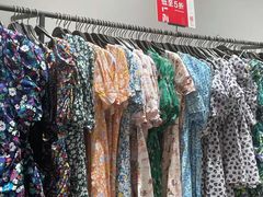 -URBAN REVIVO(西安Momopark店)