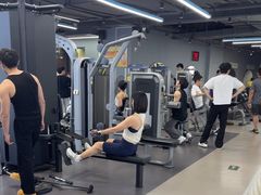 -超鹿运动(五四路恒力城店)