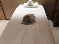 -灸春堂·艾灸·痛症·整脊连锁(之江银泰店)