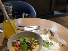 泰式黄咖喱鲷鱼虾仁饭-Wagas(凤凰汇店)