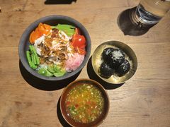 -SHAN山(前滩太古里店)