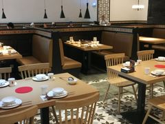 大堂-李子坝梁山鸡(北碚万达五鸡哥店)