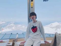 -希尔特峰