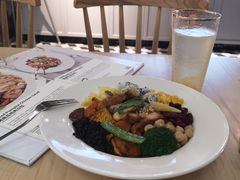 -F+轻食健身赋能空间(中华北路国贸商场店)