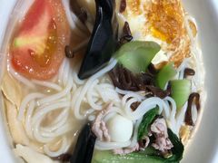 -蒙自源米线大王(东站店)