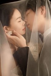 -雪中彩影婚纱摄影·微光艺术中心