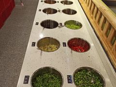 自助调料区-古乐牛香·鲜牛肉牛杂火锅(吴江三里桥运东商业广场店)