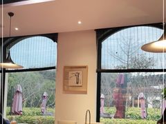 靠窗位-荷风细雨·中国茶宴(碧云店)