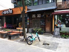餐饮设施-泡桐树街