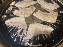 -炼火烤肉店