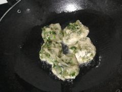 -李良记无米粿鲎粿(平东一街店)