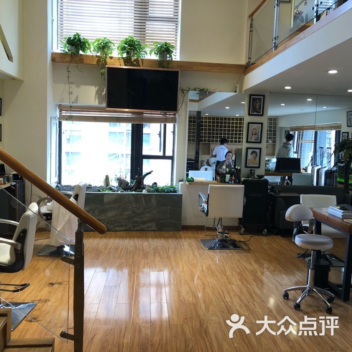 in time发型工作室