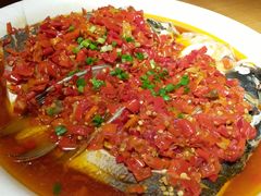 剁椒鱼头-俏湘厨•地道湘菜(北洼路店)