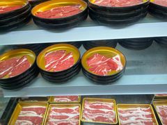 -雍容荟帝王蟹活龙虾展台自助(IFS黑金店)