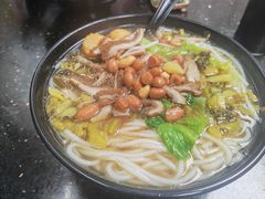 -龙记桂林米粉(国贸一九九五年店)