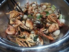 -七欣天香辣蟹火锅(上海银亿滨江店)