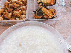 -蓝精灵饺子店
