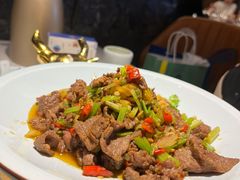 小炒黄牛肉-湘船·精致湖南菜(荆州吾悦广场店)