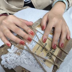 -玉指悦色美甲美睫