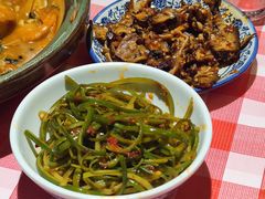 -罗霸蛮老岳阳大排档·鲜货烧烤·土吊子煨砂锅烧菜