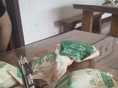 -美顺香食府鱼头老店(雪野湖店)